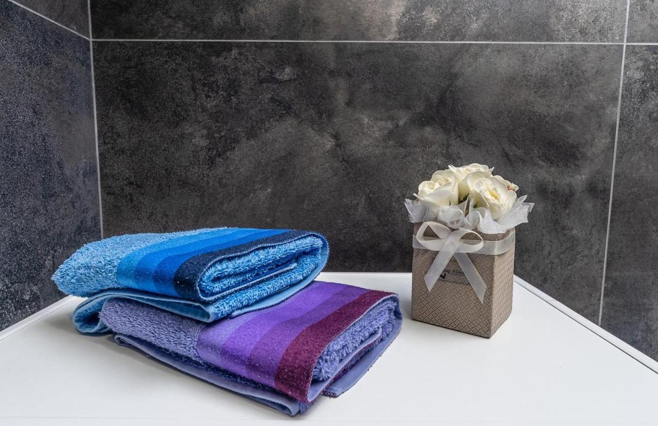 Luxury Apartments Smartplaza Obolon Metro Minskai Kiev Buitenkant foto