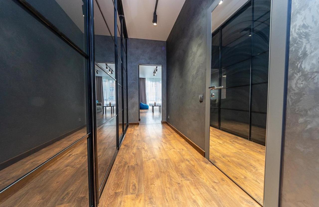 Luxury Apartments Smartplaza Obolon Metro Minskai Kiev Buitenkant foto